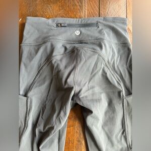 Lululemon size 4 women’s 7/8 length charcoal grey leggings